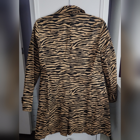 INC Animal Print Raincoat Size S - Picture 3 of 4